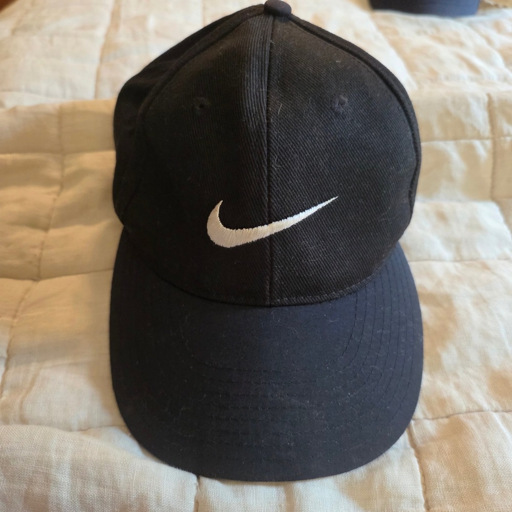 Nike Snapback Hat Mens OSFA Black Good Vintage 90s Swoosh Logo Sportswear Cap